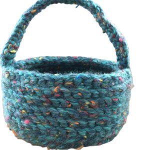 NWT Small Crochet Hanging Basket / Hanging bag
